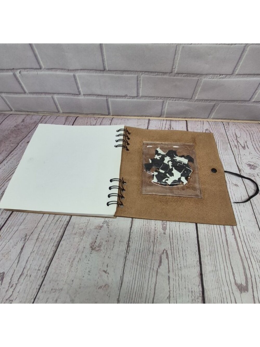 Land Rover Logo Leather Paper Blank Notebook-by Mulholland Brothers~Photo Mounts - Picture 5 of 9